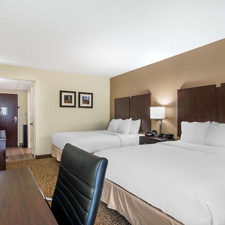 Comfort Inn & Suites Lake Norman Cornelius Buitenkant foto
