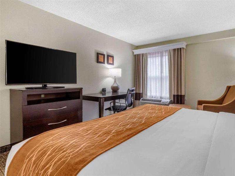 Comfort Inn & Suites Lake Norman Cornelius Buitenkant foto