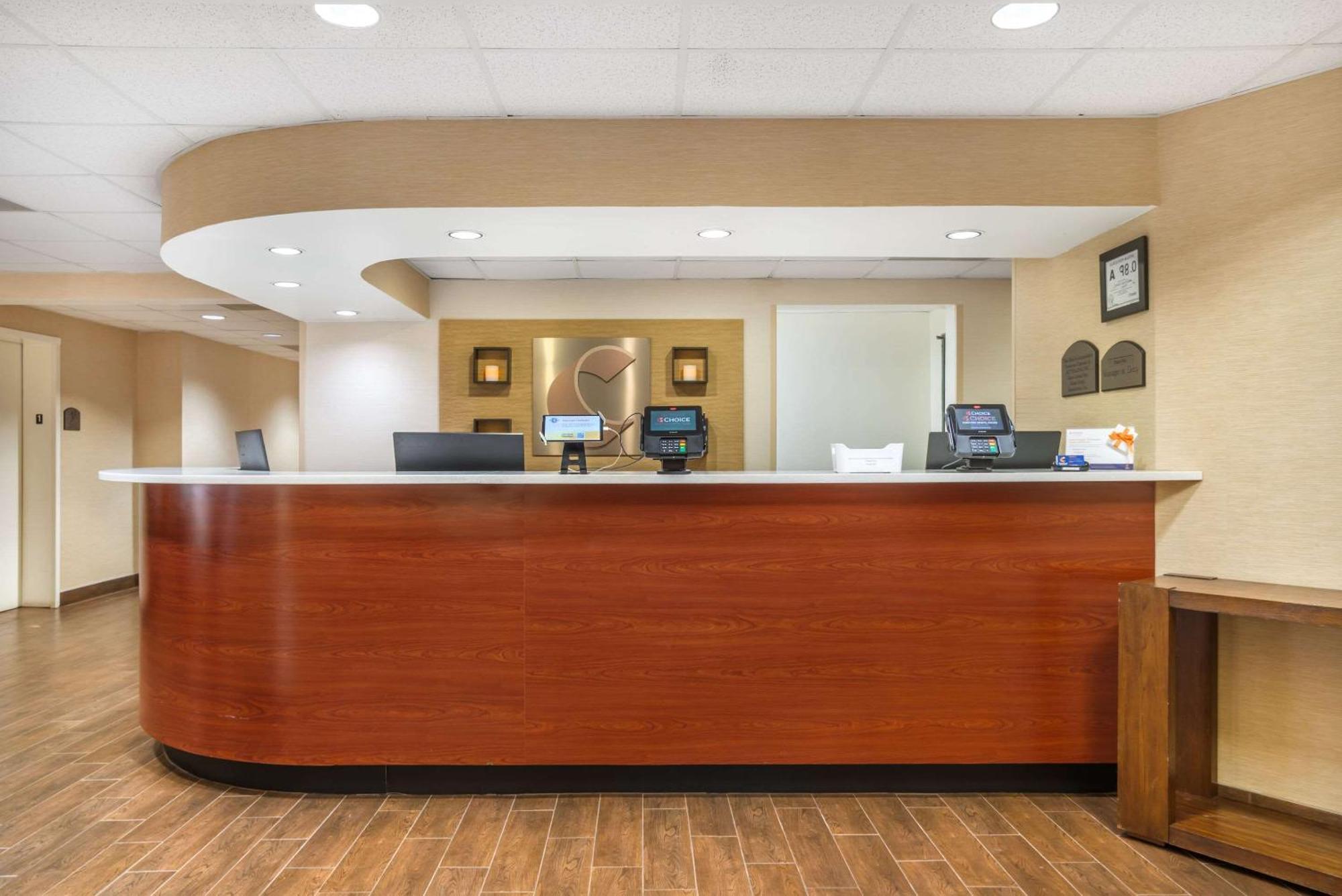 Comfort Inn & Suites Lake Norman Cornelius Buitenkant foto