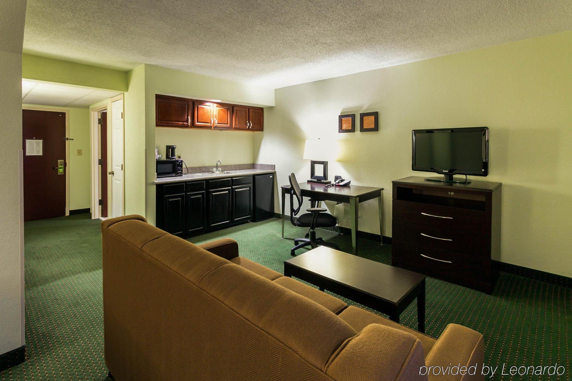 Comfort Inn & Suites Lake Norman Cornelius Buitenkant foto