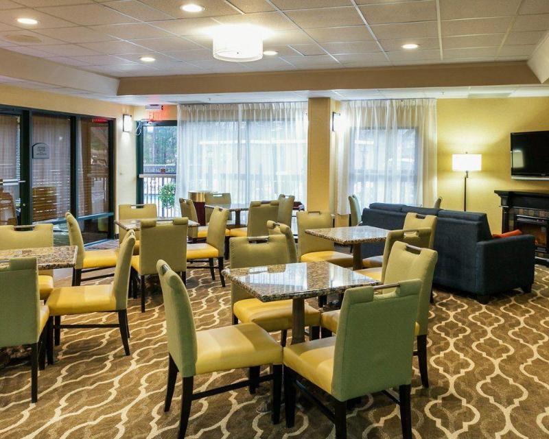 Comfort Inn & Suites Lake Norman Cornelius Buitenkant foto